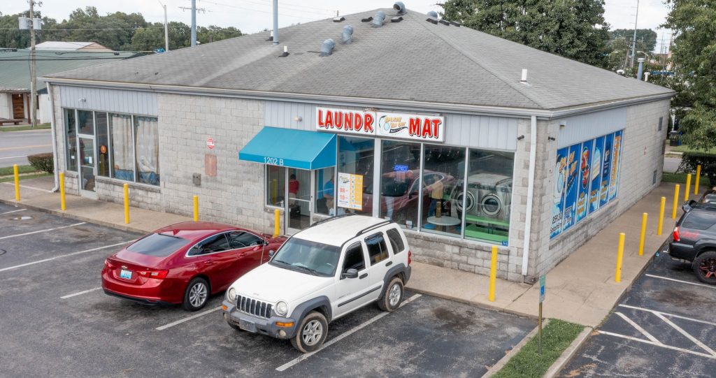 40598, KY Laundromat Service
